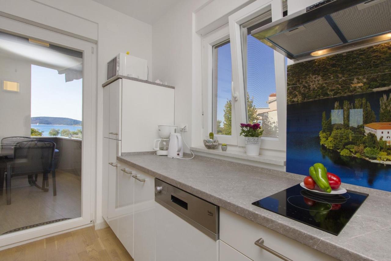 Apartments Luka Vodice Exterior foto