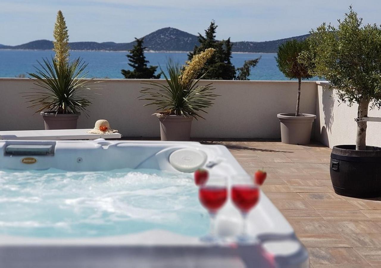 Apartments Luka Vodice Exterior foto