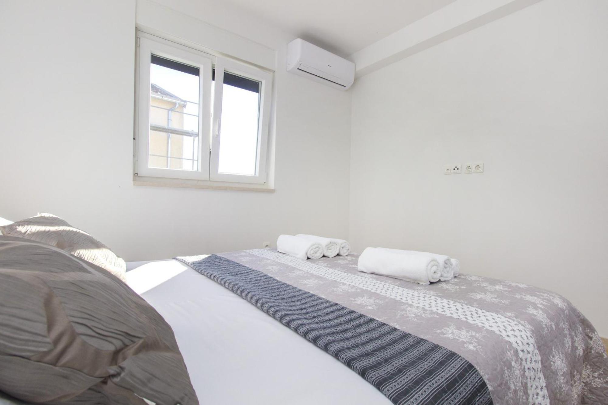 Apartments Luka Vodice Zimmer foto