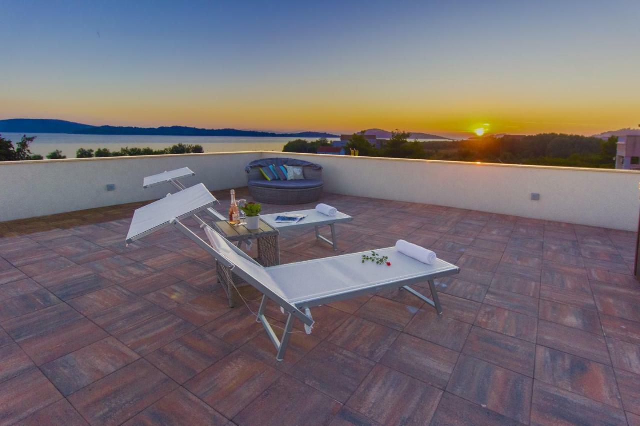 Apartments Luka Vodice Exterior foto
